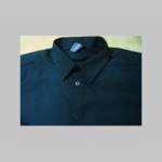 Hooligans čierna ko&scaron;ela s kr&aacute;tkym ruk&aacute;vom so zap&iacute;nan&iacute;m na gomb&iacute;ky zhora dole, materi&aacute;l 100%bavlna  otvoren&eacute; vrecko na hrudi